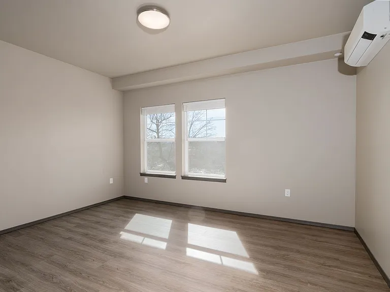 3024 E Jackson Ave — Photo 10