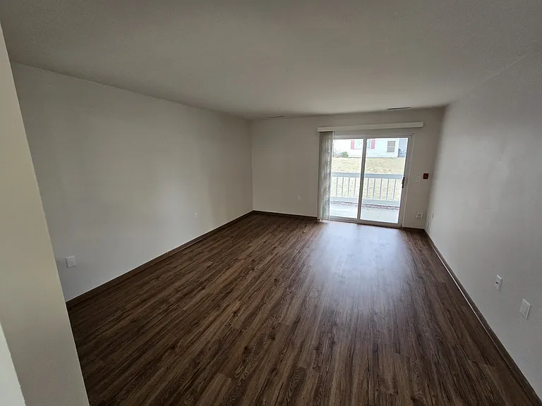 1001 Rockefeller Ln #2 — Photo 10