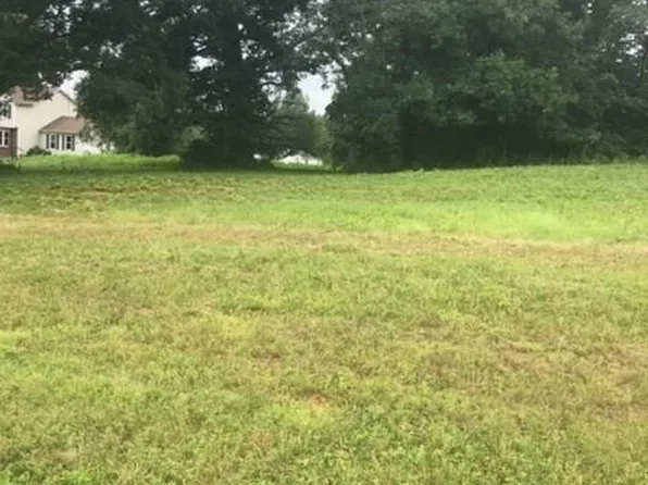 8289 Ballard Rd, Colfax, NC 27235