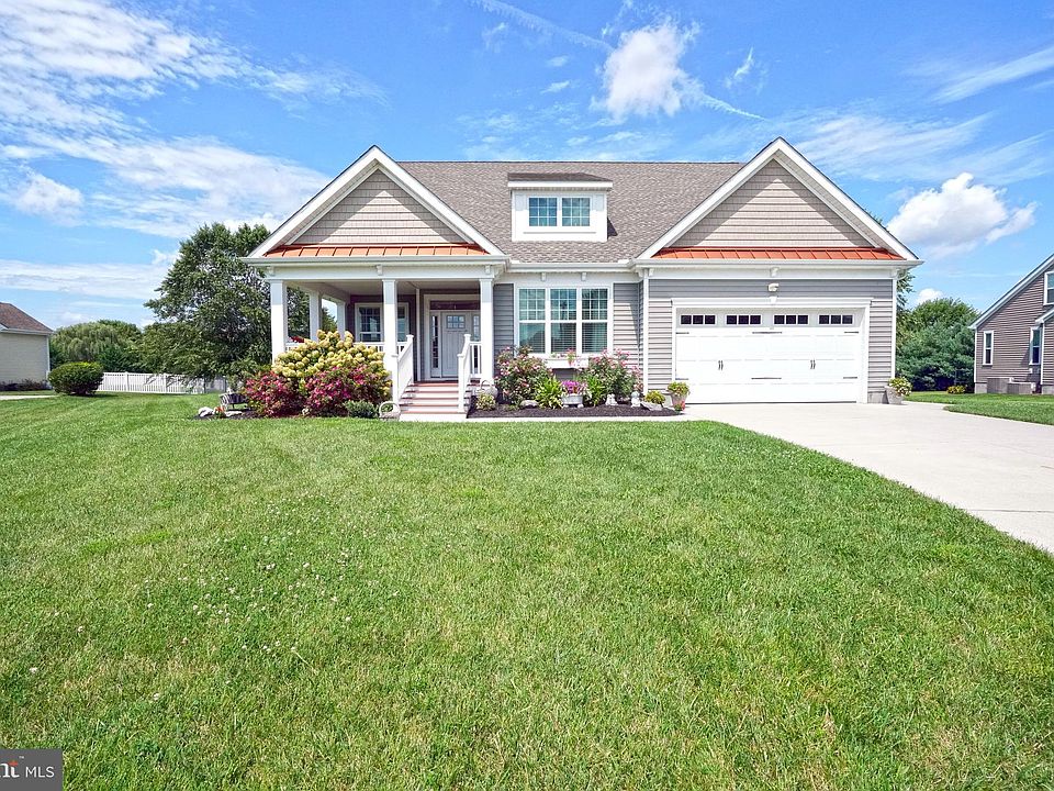 1st image of 15377 Cantwell Ct