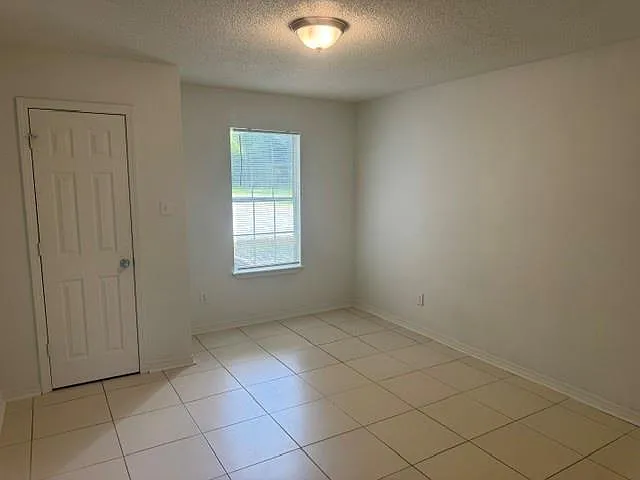 132 Bayou Sara Ave #114-B — Photo 8