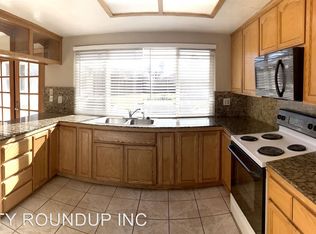 15 Jenich Ct, Sacramento, CA