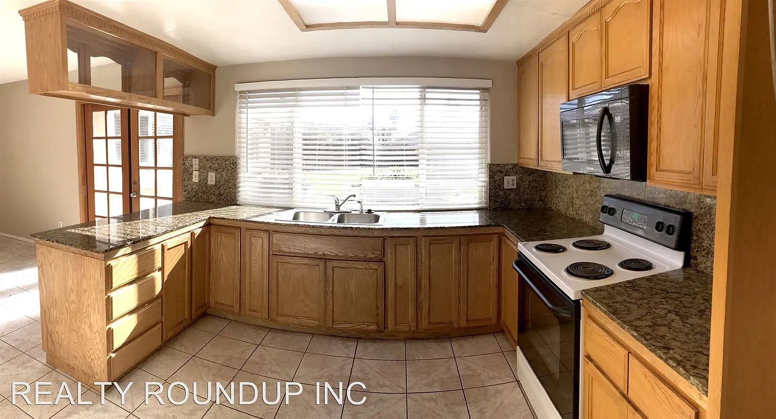 15 Jenich Ct photo 1