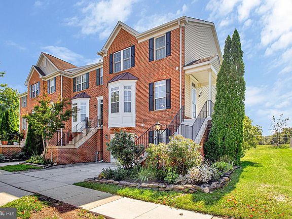 3rd image of 3816 Glebe Meadow Way