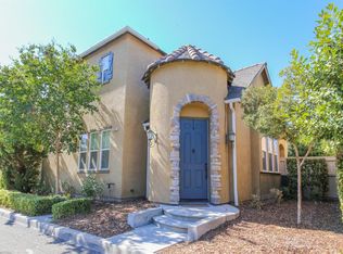 3858 Loyola Ln, Clovis, CA