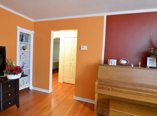 4030 W Thirteen Mile Rd APT E1, Royal Oak, MI 48073