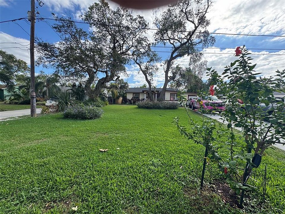1st image of 1128 Alhambra Way S