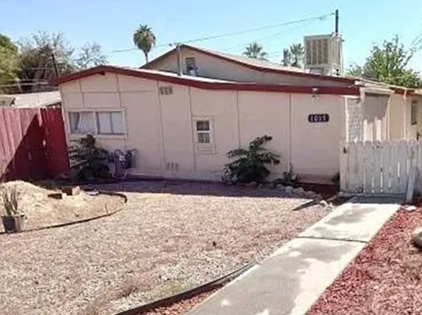 1017 Curtis Dr, Bakersfield, CA 93307