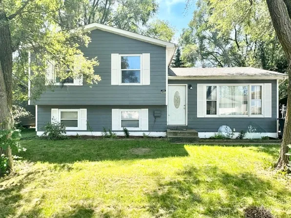 4211 Gregory Dr, Zion, IL 60099