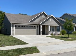 922 W 30th St, Lawrence, KS 66046