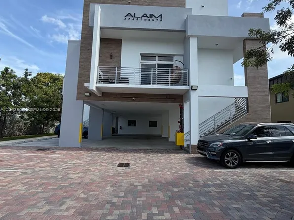 381 E 50th St #5, Hialeah, FL 33013
