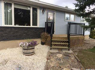 836 Peters AVENUE, Oxbow, SK S0C 2B0