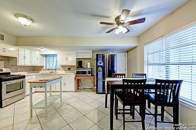 1st image of 3210 Lasses Blvd
