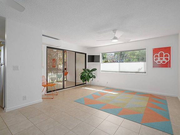 5th image of 75-5863 Kuakini Hwy APT 222