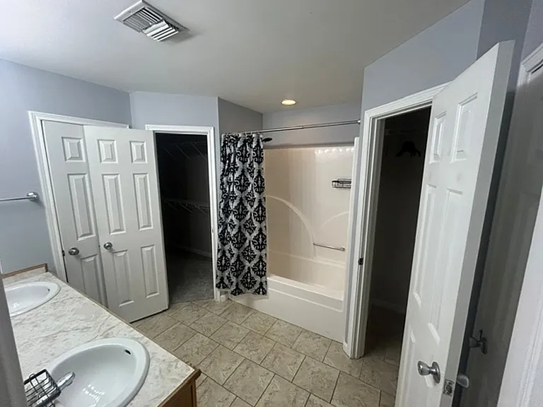 1326 Belleview St — Photo 9