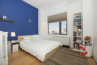 Sold by Space Marketing Shop