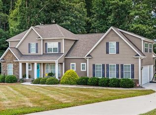 2902 Bishopsgate Way, Browns Summit, NC 27214