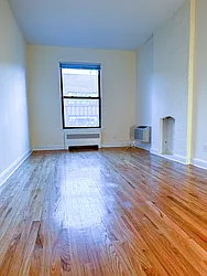 Rented by Urban Real Estate Inc