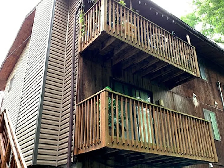 1626 University Ave — Photo 15