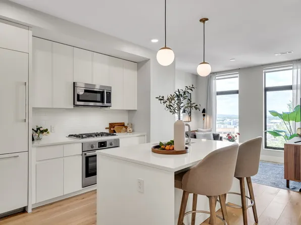 191 Washington St #721, Boston, MA 02135