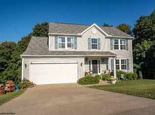 457 Blackberry Ridge Dr, Morgantown, WV 26508