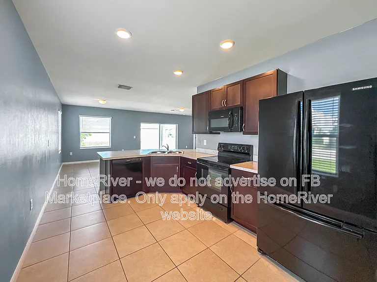 8350 Tortoise Isle Ct — Photo 2