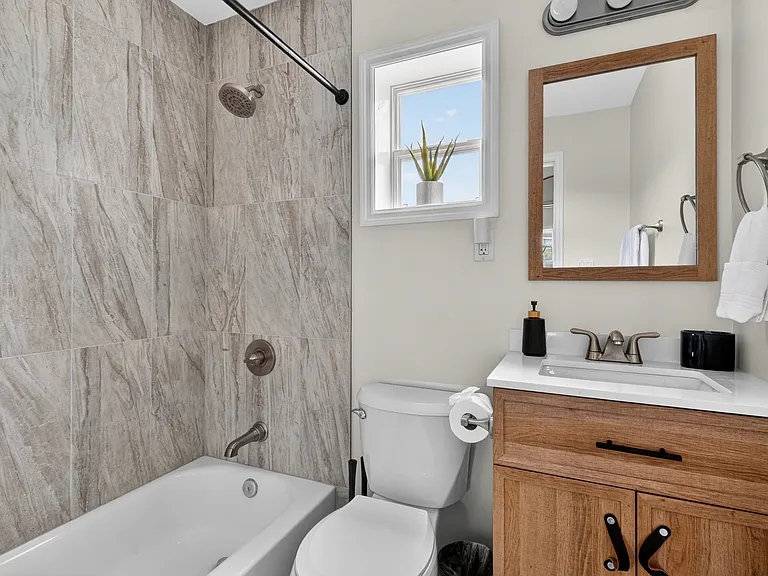 1709 Kerrigan Ave #2 — Photo 22