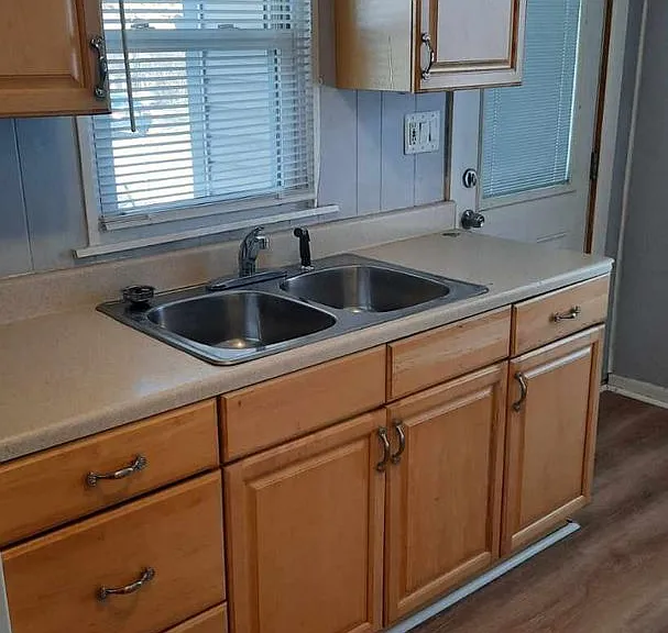 24425 Republic Ave — Photo 4