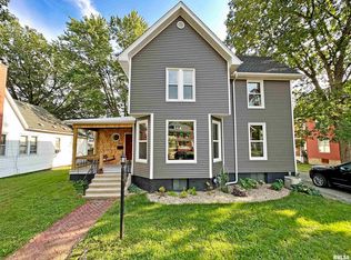 316 W Chestnut St, Canton, IL 61520