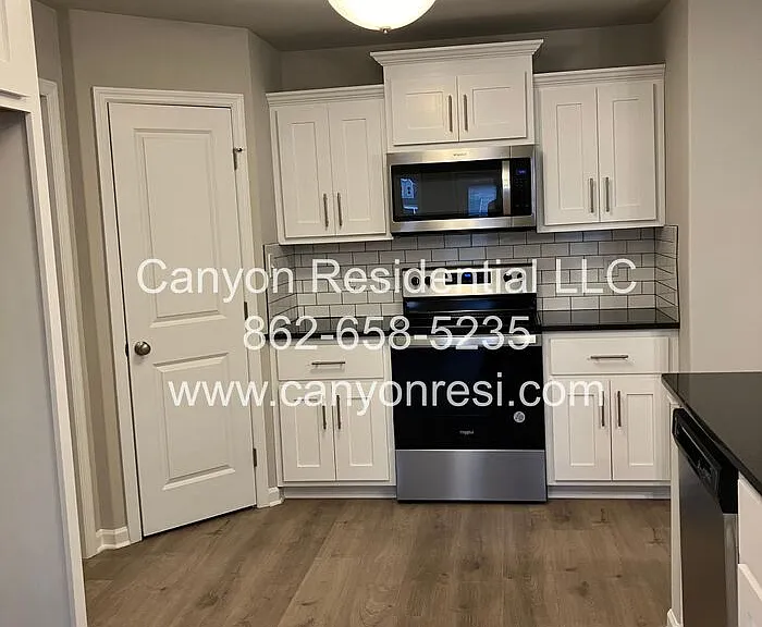 153 Beaver Brook Pl — Photo 4