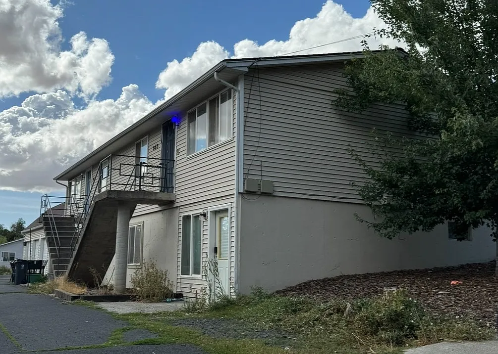 4 bed, 1300 sqft, $2,000 — Photo 1