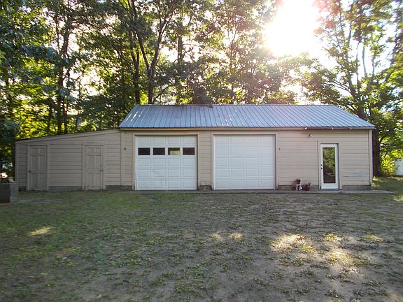 garage/office space