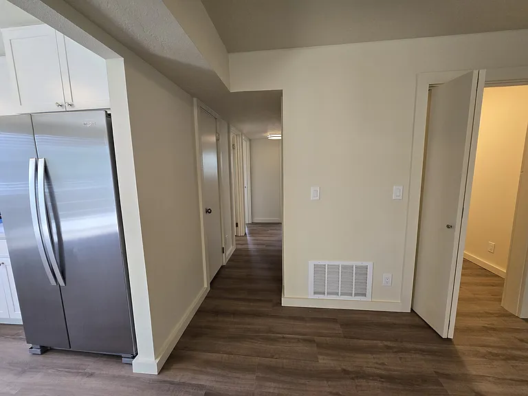 405 N 16th Ave #B — Photo 11