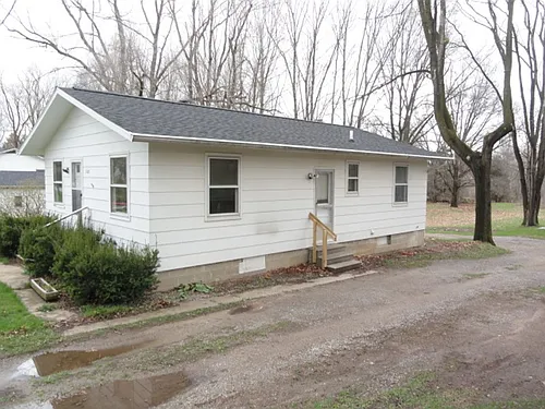1128 Napoleon Rd Photo 1