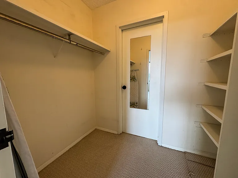 5225 Pooks Hill Rd #606 — Photo 8