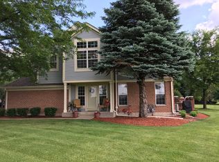 46 Ione Dr UNIT D, South Elgin, IL 60177