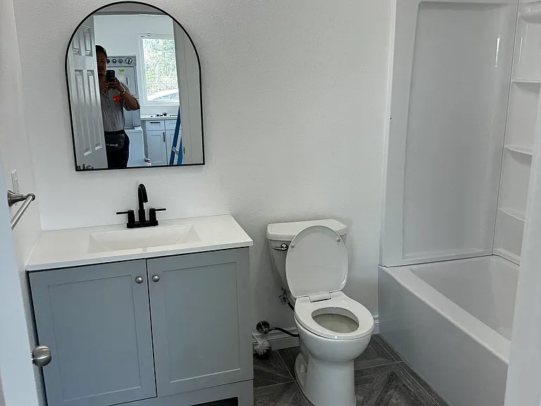 5030 Etiwanda Ave — Photo 14