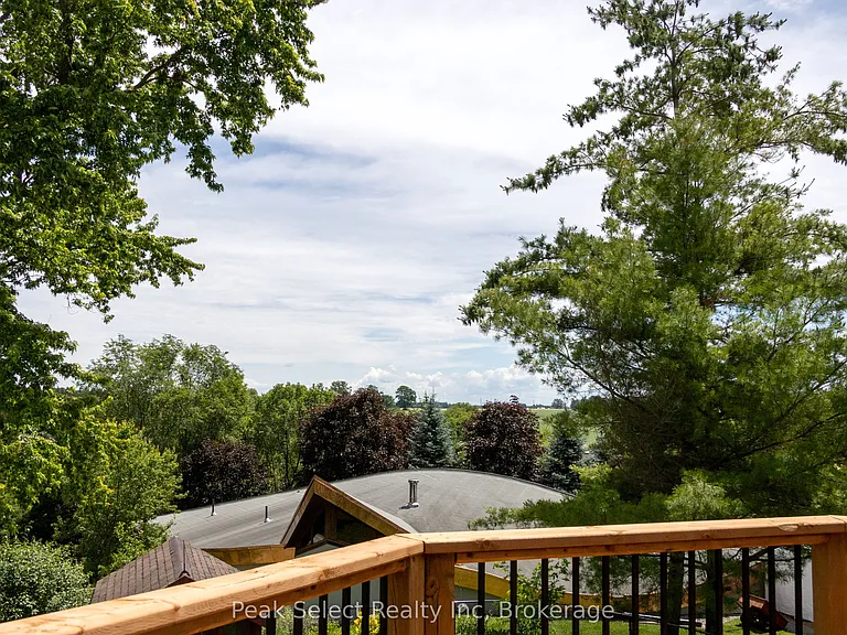 7 Hillside Ct — Photo 46