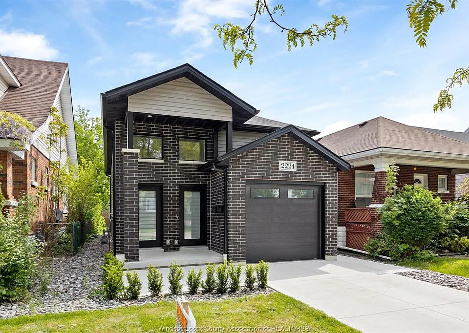 2224 Fraser Ave #2