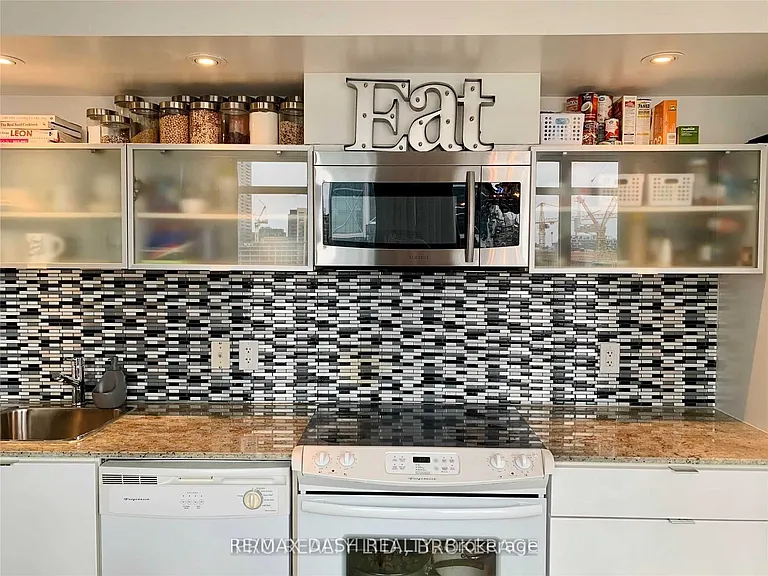 4K Spadina Ave #1202 — Photo 4