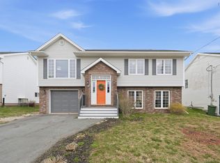 23 Wilton Cres, Halifax, NS B2V 2S9