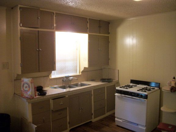 5th image of 2910 N Jackson St