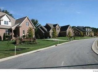124 Meadow Oak Ln, Garner, NC 27529