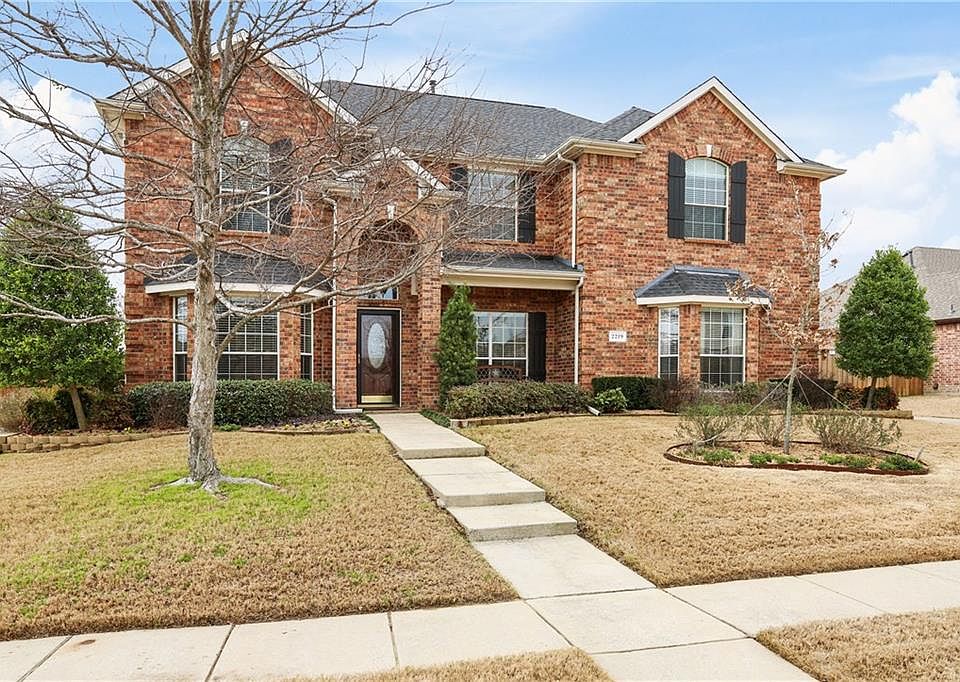 1st image of 2219 Quail Hollow Dr