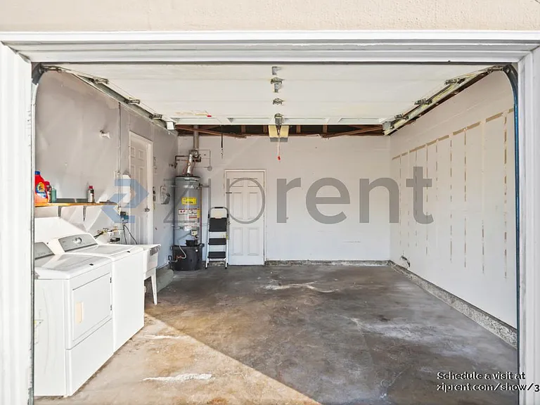 706 Santa Rosa St — Photo 11