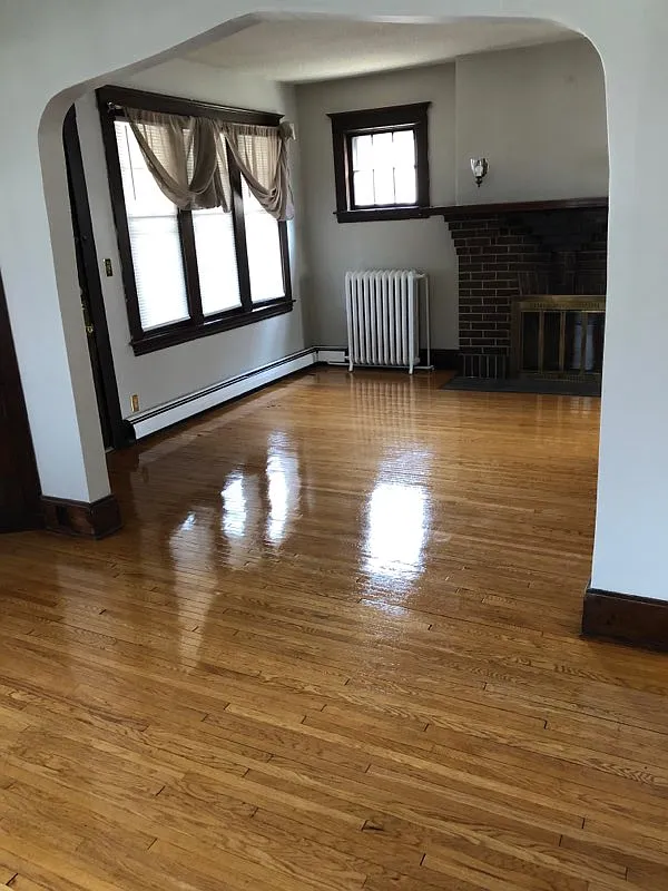 6 bed, $3,200 — Photo 4