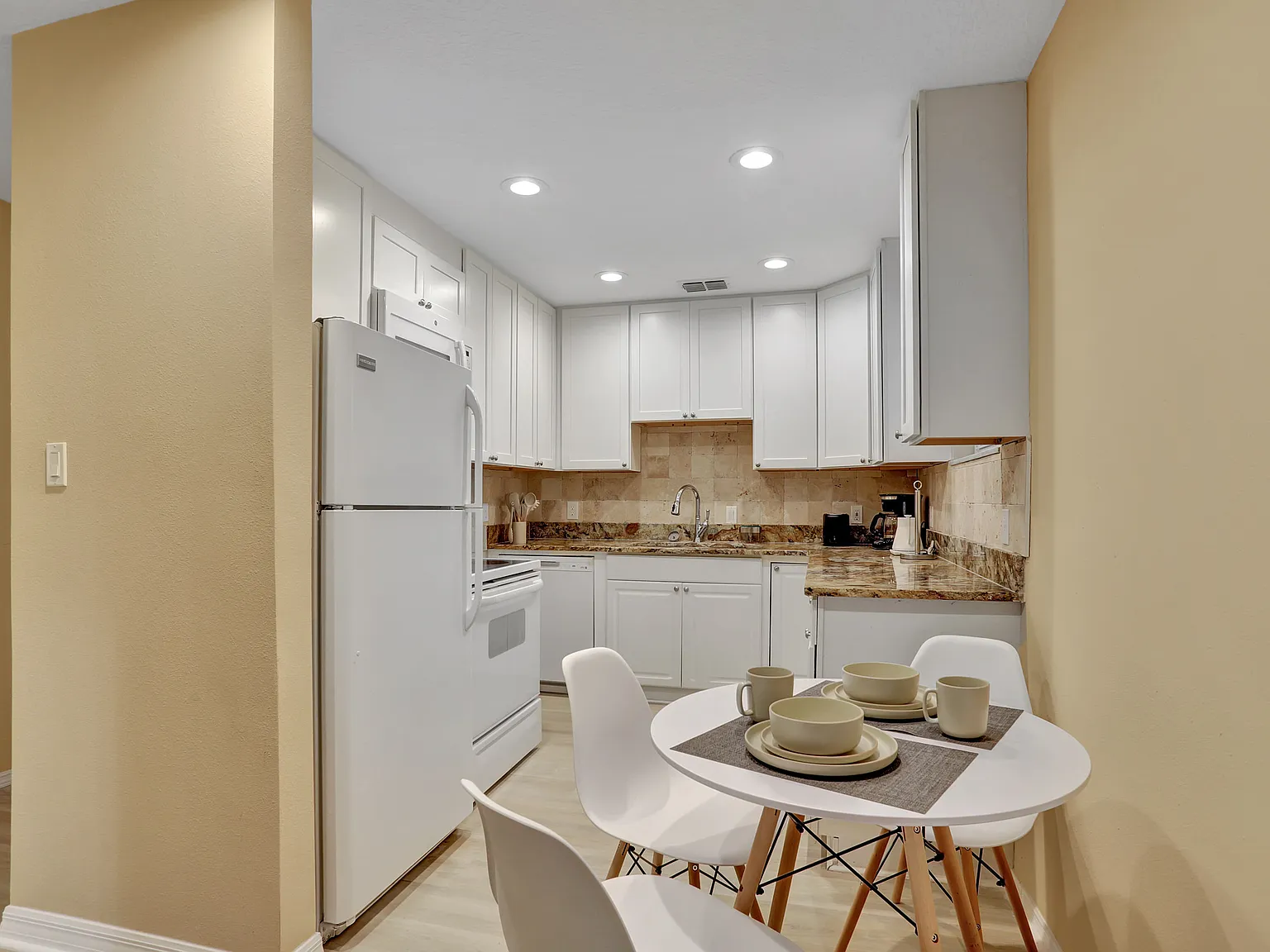1824 Highland Park Boulevard - 1 — Photo 3