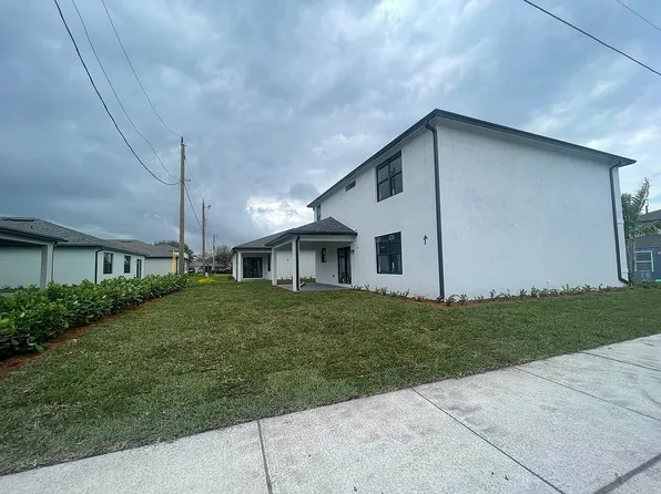 702 SW 2nd Ter, Delray Beach, FL 33444