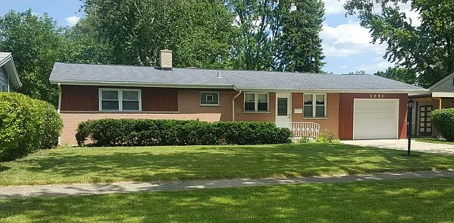 1251 N Wilke Rd photo 1