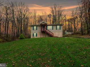 322 Freeze Rd, Linden, VA 22642